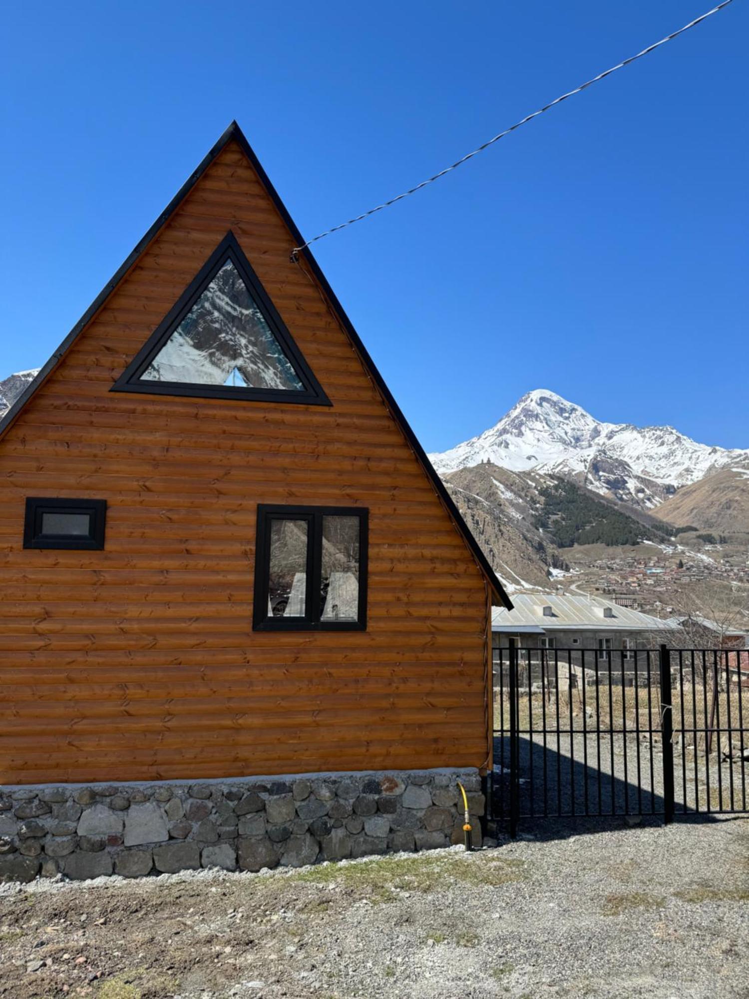 Qusha Cottage Kazbegi Exterior foto